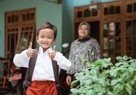 Pendidikan Karakter Dimulai dari Rumah: Orang Tua sebagai Sekolah Pertama